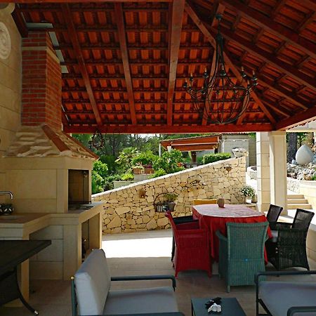 Villa Ursa Minor Sumartin Esterno foto