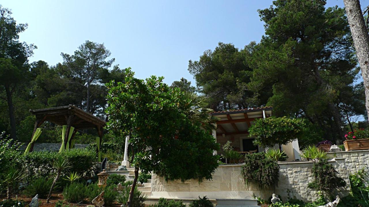 Villa Ursa Minor Sumartin Esterno foto